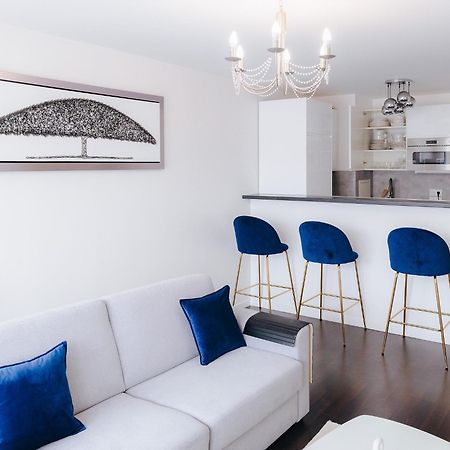 Appartement Luxueux, Neuf & Equipe A Versailles, Saint-Cyr-lʼÉcole Eksteriør bilde