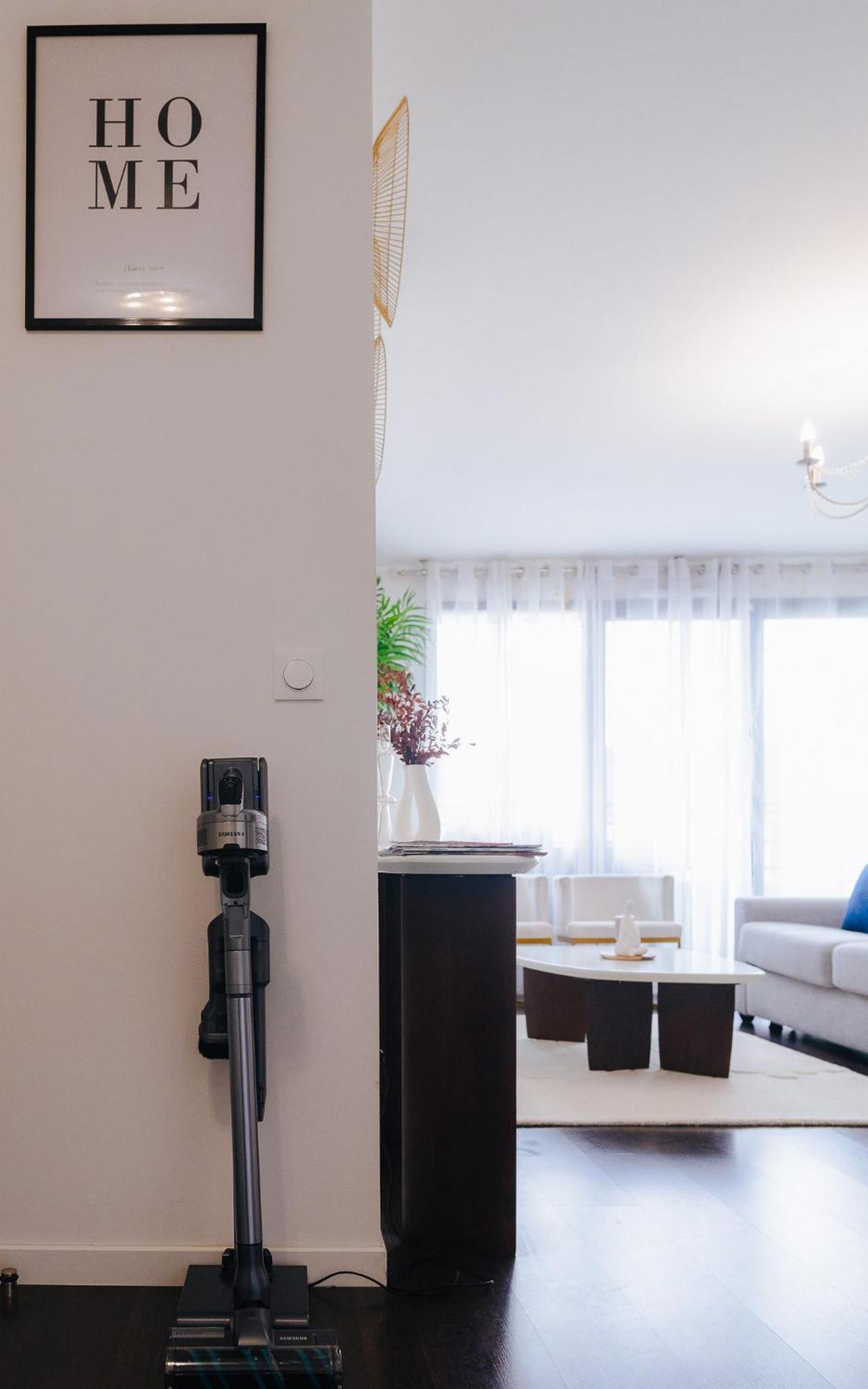 Appartement Luxueux, Neuf & Equipe A Versailles, Saint-Cyr-lʼÉcole Eksteriør bilde