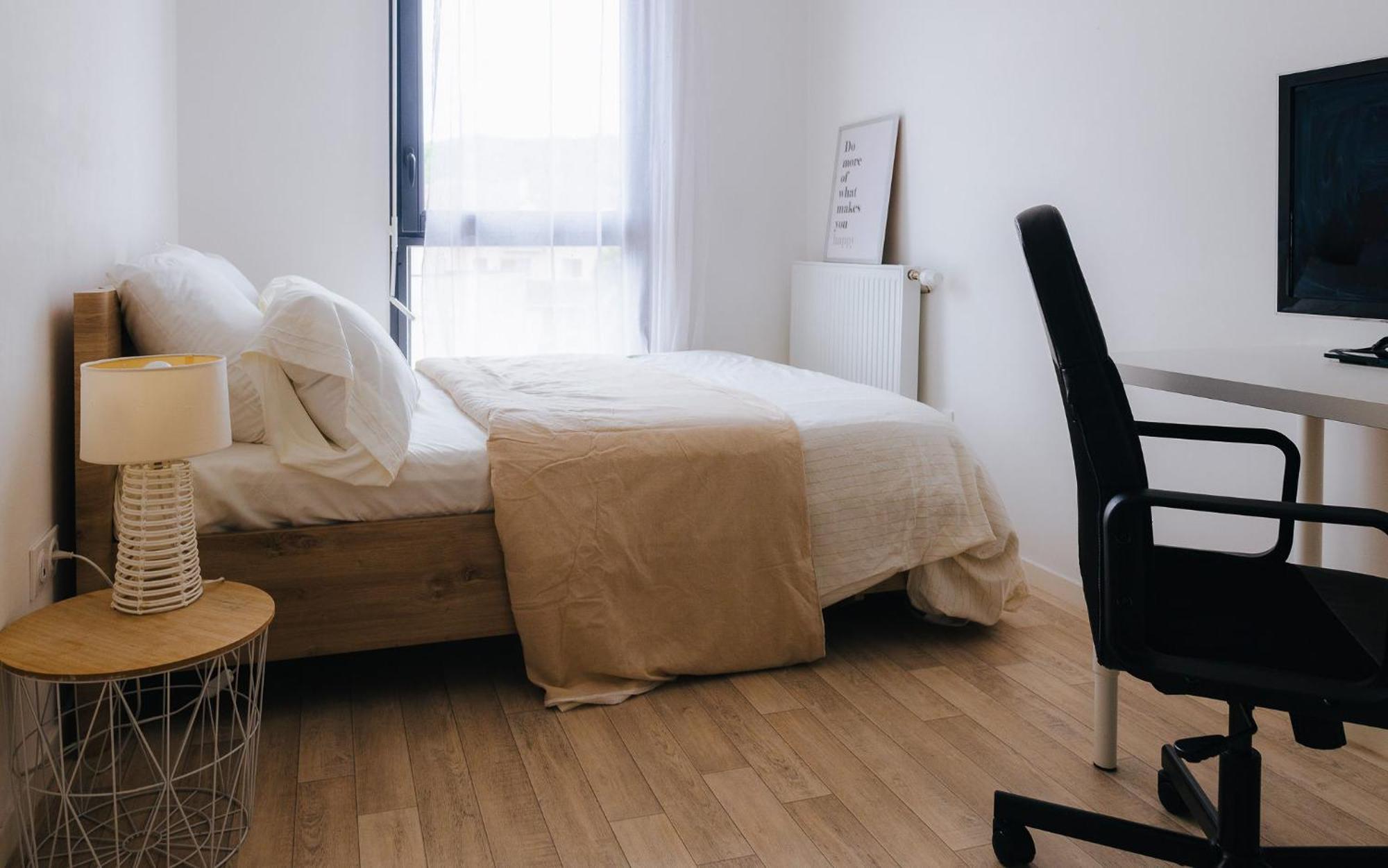 Appartement Luxueux, Neuf & Equipe A Versailles, Saint-Cyr-lʼÉcole Eksteriør bilde